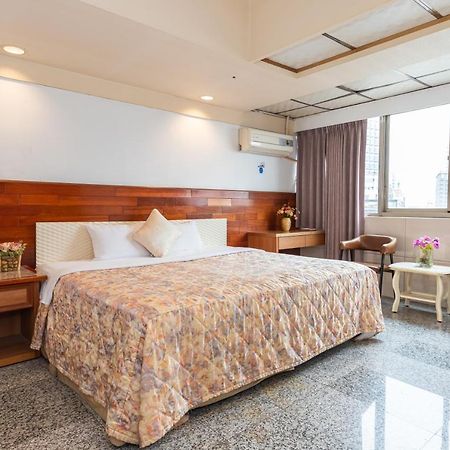 Yi Pin Business Hotel Taoyuan Eksteriør bilde