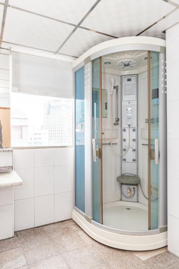 Yi Pin Business Hotel Taoyuan Eksteriør bilde