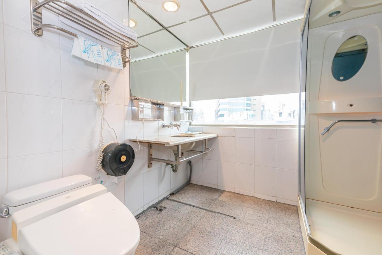 Yi Pin Business Hotel Taoyuan Eksteriør bilde