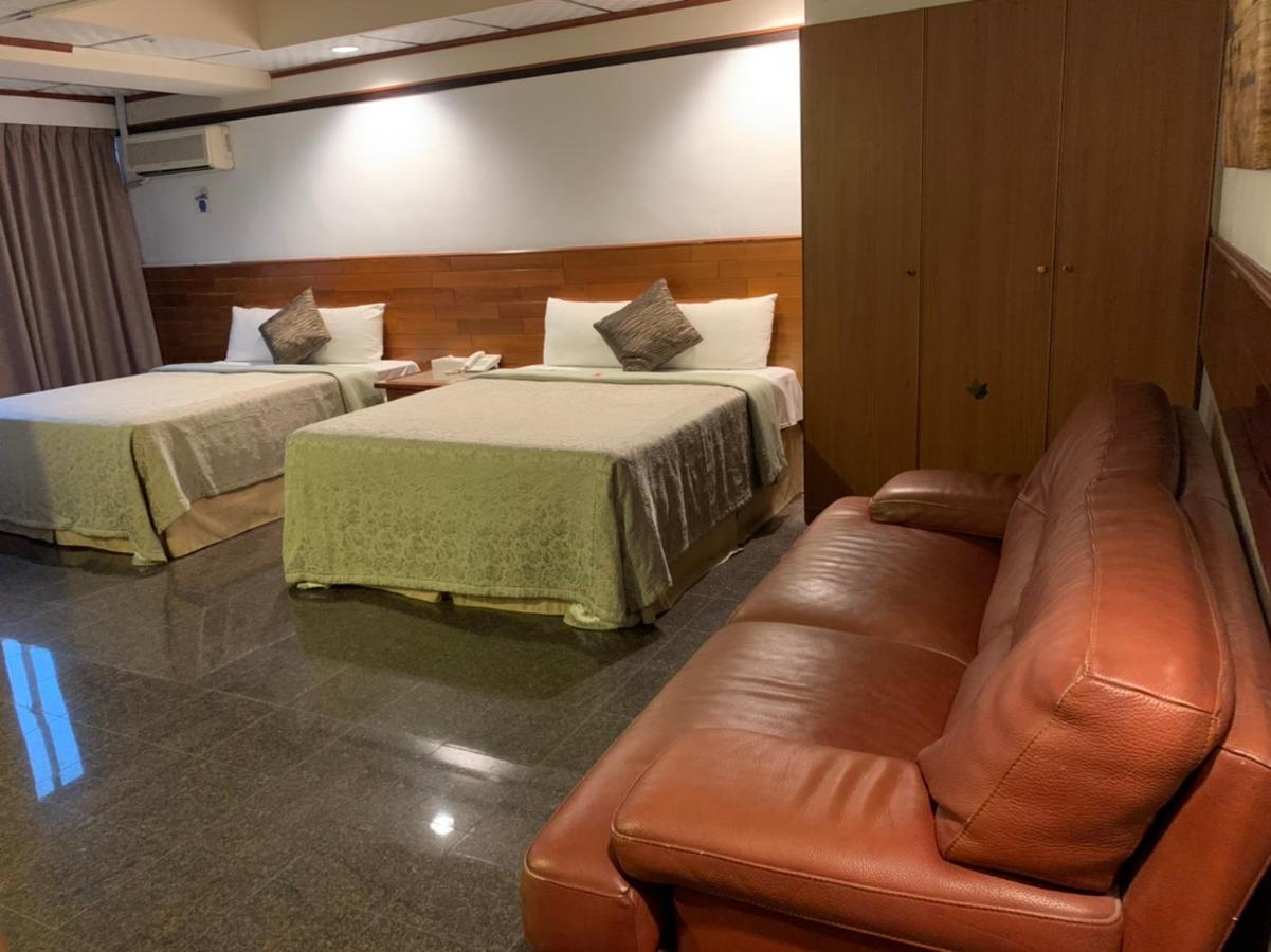 Yi Pin Business Hotel Taoyuan Eksteriør bilde